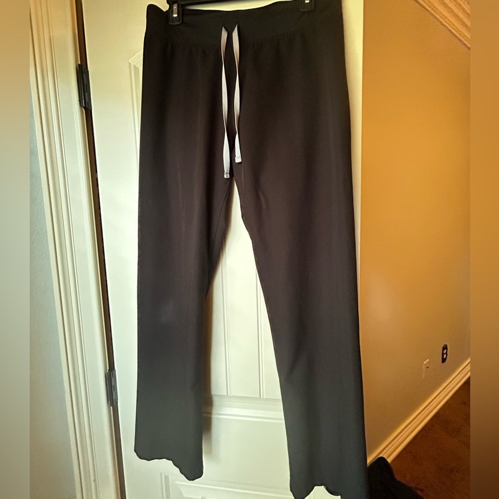Women’s Livingston Scrub Pants